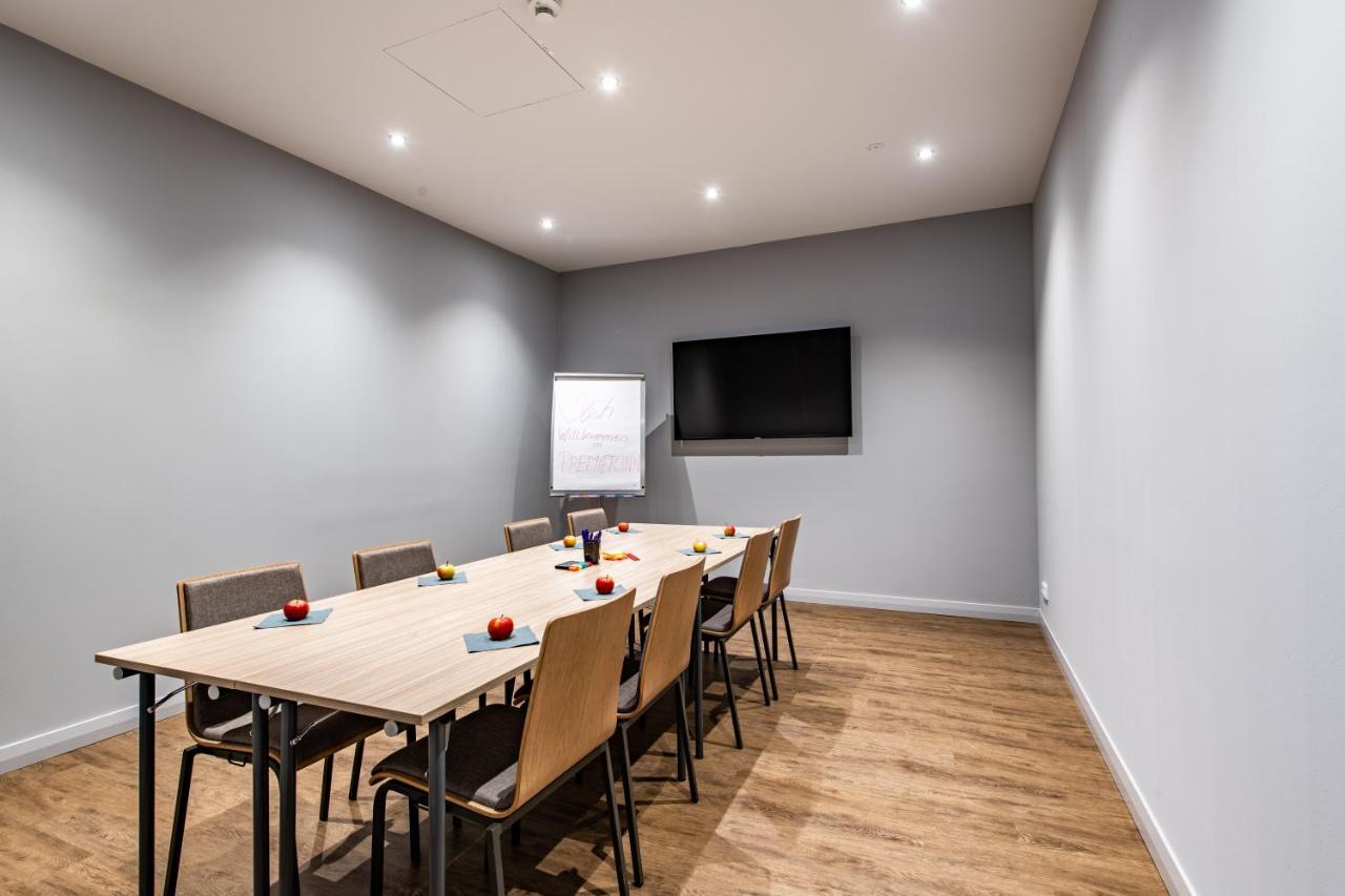 Premier Inn Braunschweig City Centre Екстер'єр фото